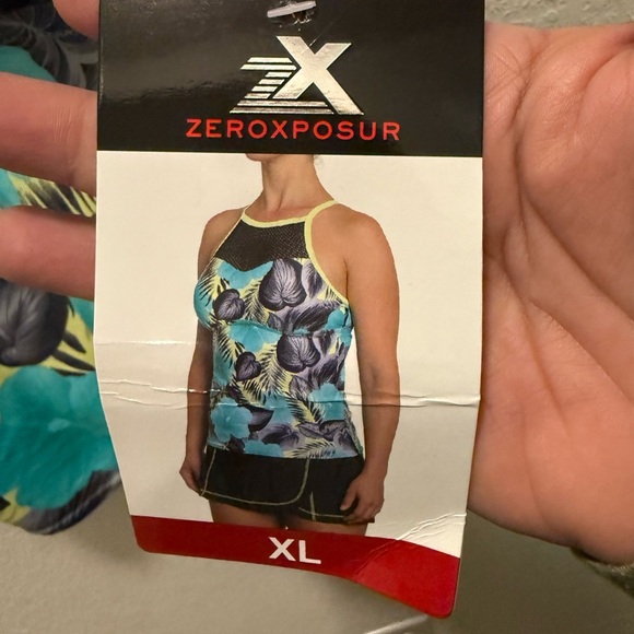 ZeroXposur Women Swimsuit Tankini Top ONLY size XL - Picture 6 of 10